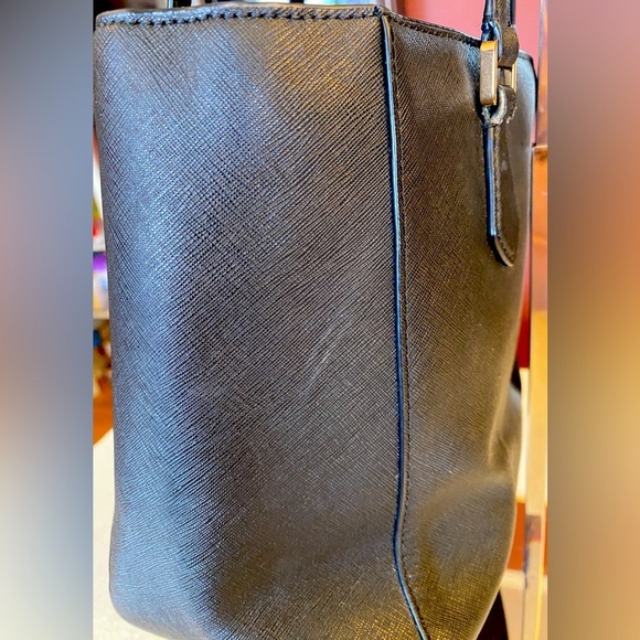 TORCH BURCH Small Robinson Black Saffiano Leather Tote Bag, GUC - Picture 5 of 16
